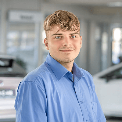 Leon Hoppe (Auszubildender zum Automobilkaufmann) - Autohaus Ahrens GmbH